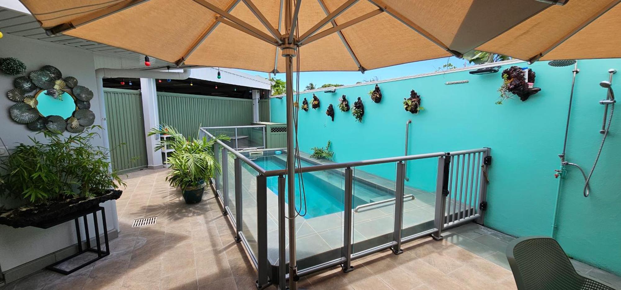 Tiare Pool Lodge Pirae Exterior photo